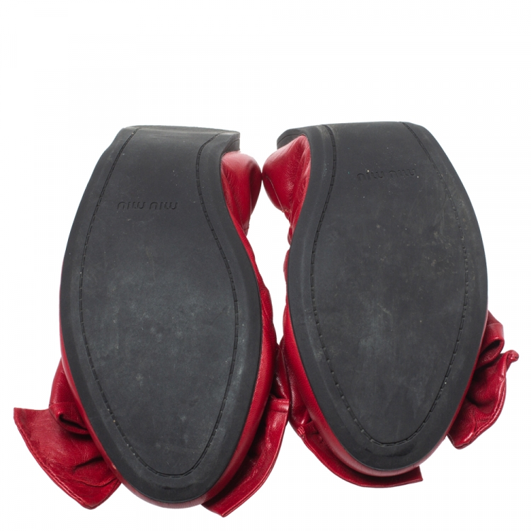Pre Owned Miu Miu Red Leather Knotted Bow Scrunch Ballet Flats Size 37