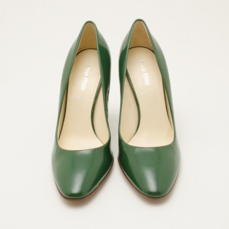 Pre Owned Miu Miu Green Patent Leather Pumps Size 35.5