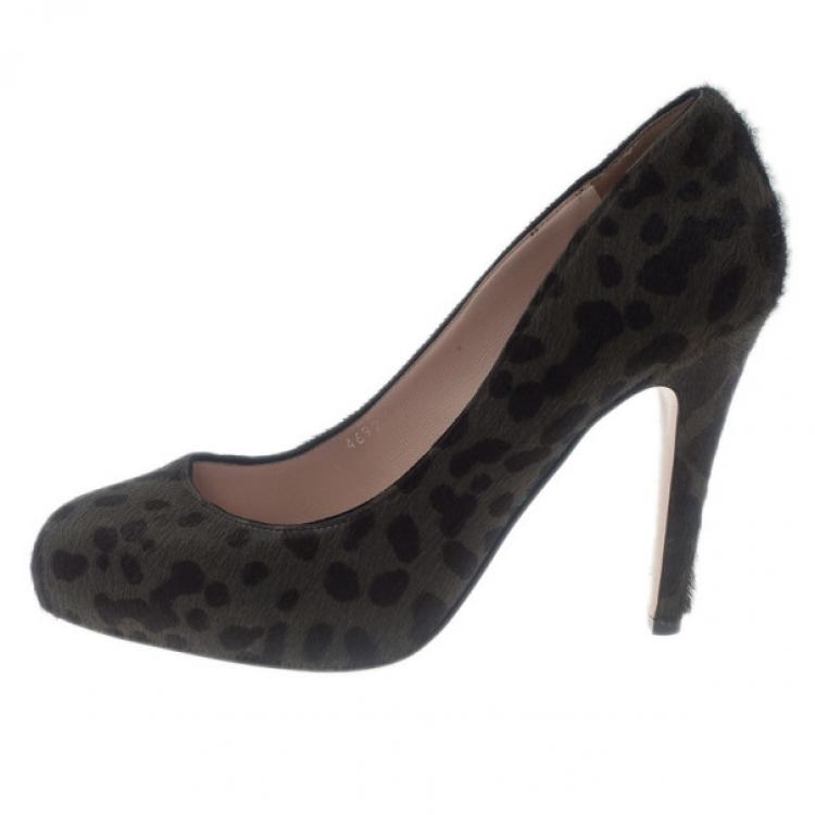 Pre Owned Miu Miu Grey Leopard Pony Hair Pumps Size 39