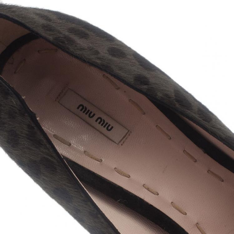 Pre Owned Miu Miu Grey Leopard Pony Hair Pumps Size 39
