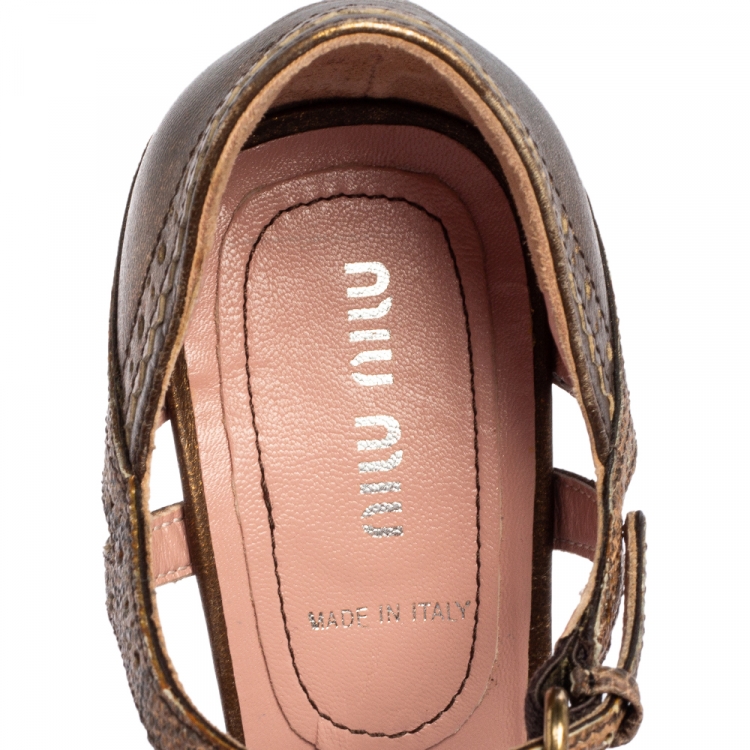 Pre Owned Miu Miu Metallic Copper Brogue Leather Pumps Size 40