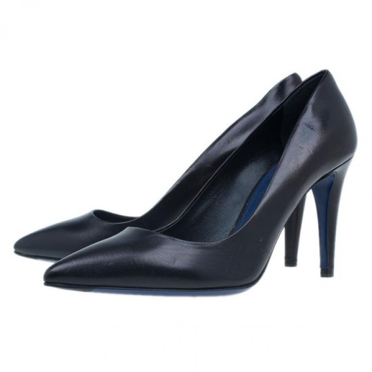 Pre Owned Miu Miu Black Leather Pointed Toe Pumps Size 38.5