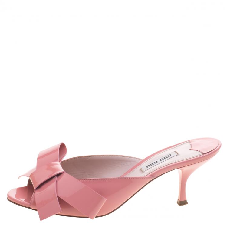 Pre Owned Miu Miu Blush Pink Patent Leather Bow Mules Size 36.5