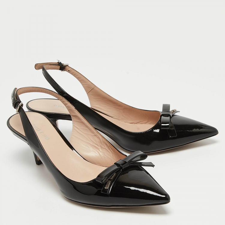 Pre Owned Miu Miu Black Patent Leather Bow Slingback Pumps Size 38.5