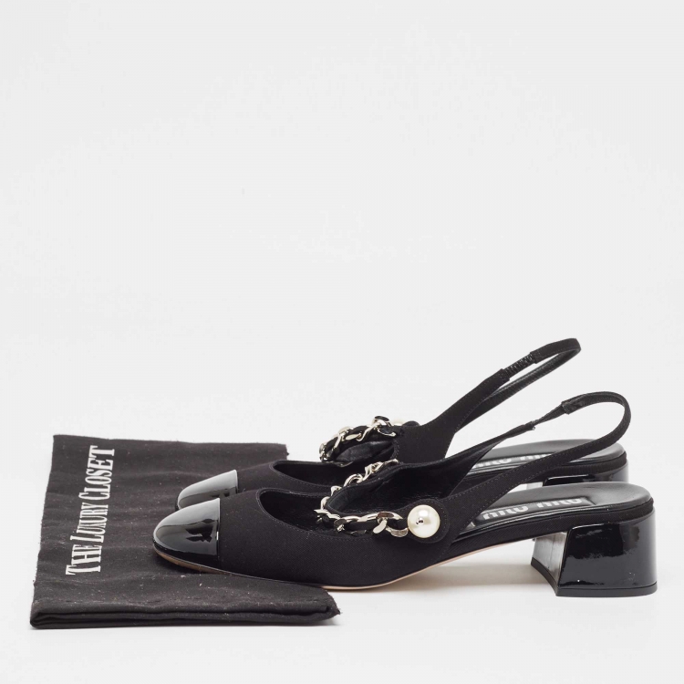 Pre Owned Miu Miu Black Canvas and Patent Leather Chain Detail Slingback Pumps Size 39