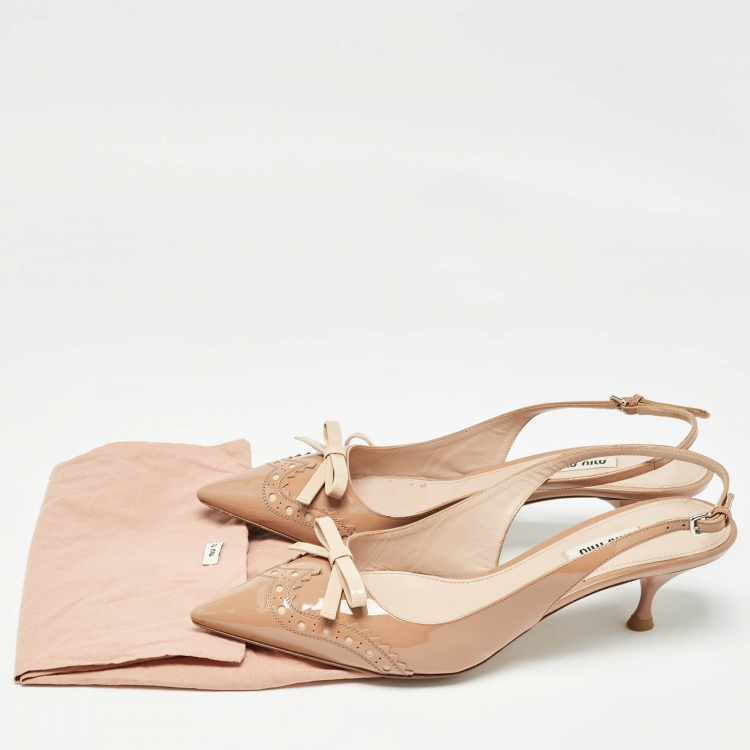 Pre Owned Miu Miu Beige Brogue Patent Leather Bow Slingback Pumps Size 40