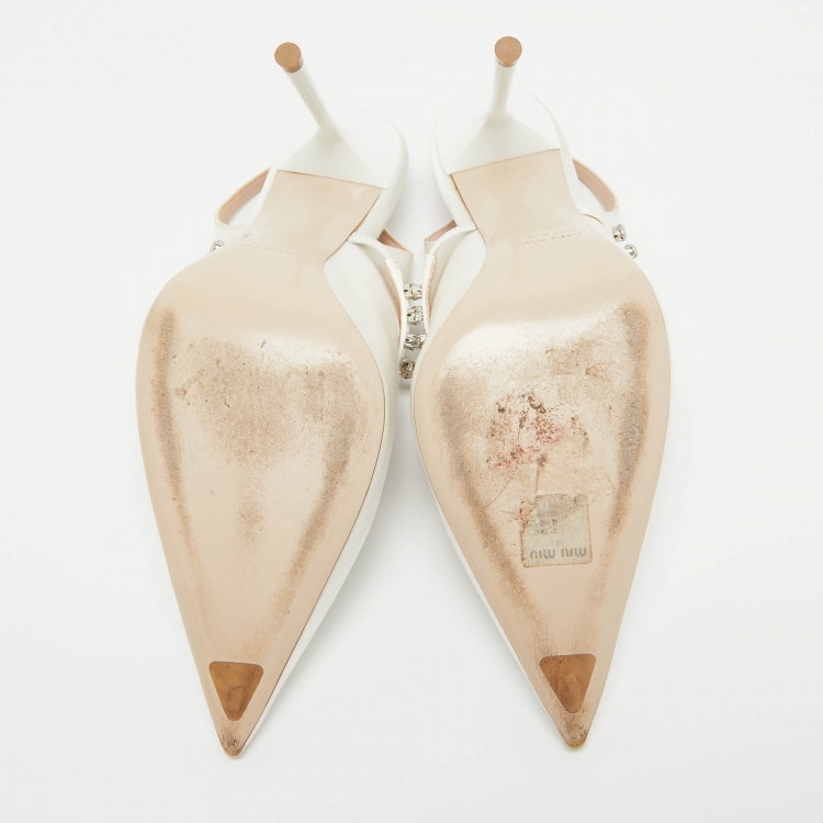 Pre Owned Miu Miu White Satin Crystal Embellished Slingback Pumps Size 38.5