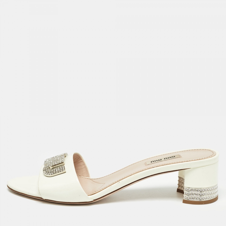 Pre Owned Miu Miu White Patent Leather Logo Crystals Slide Sandals Size 40