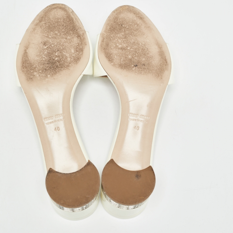 Pre Owned Miu Miu White Patent Leather Logo Crystals Slide Sandals Size 40