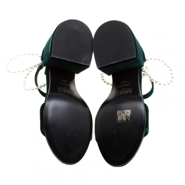 مملوكة مسبقًا MM6 Maison Margiela Dark Green Velvet Faux Pearl Embellished Ankle Strap Sandals Size 38.5