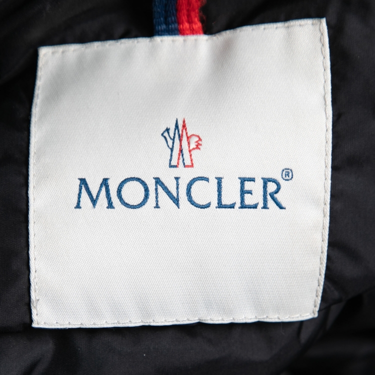 Pre Owned Moncler Black Synthetic Hooded Quilted Down Jacket S