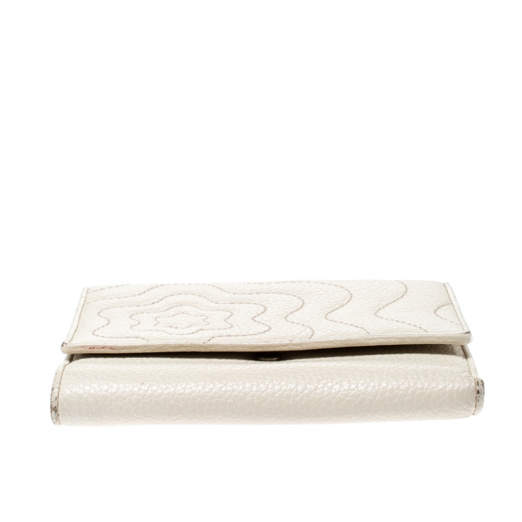 Pre Owned Montblanc Off White Leather Strarisma Compact Wallet 