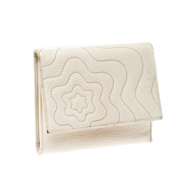 Pre Owned Montblanc Off White Leather Strarisma Compact Wallet 