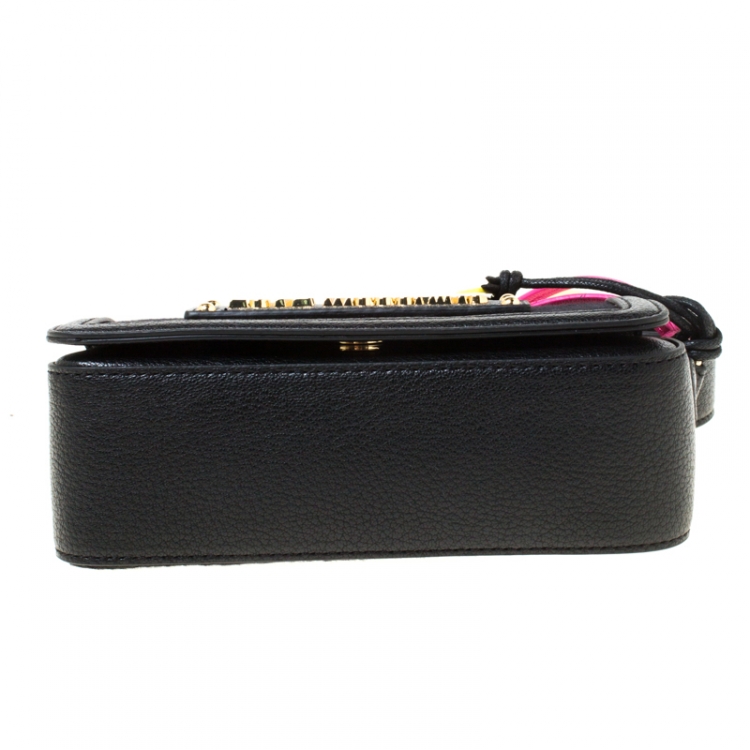 مملوكة مسبقًا Love Moschino Black Faux Leather Crossbody Bag