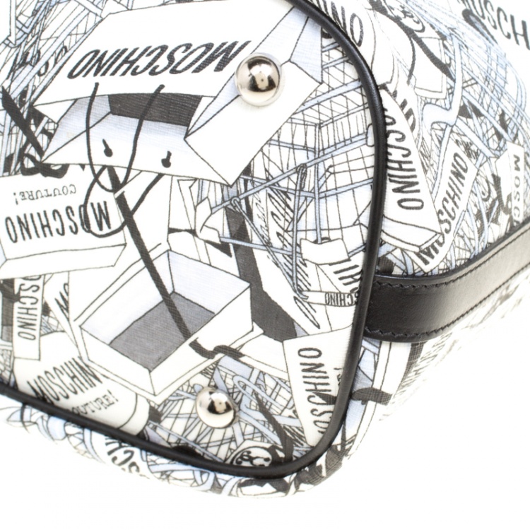 Pre Owned Moschino White Printed PVC Sketch Drawstring Hobo