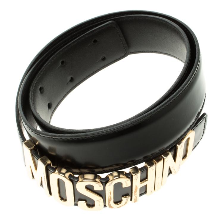 مملوكة مسبقًا Moschino Black Glossy Leather Logo Belt 115cm