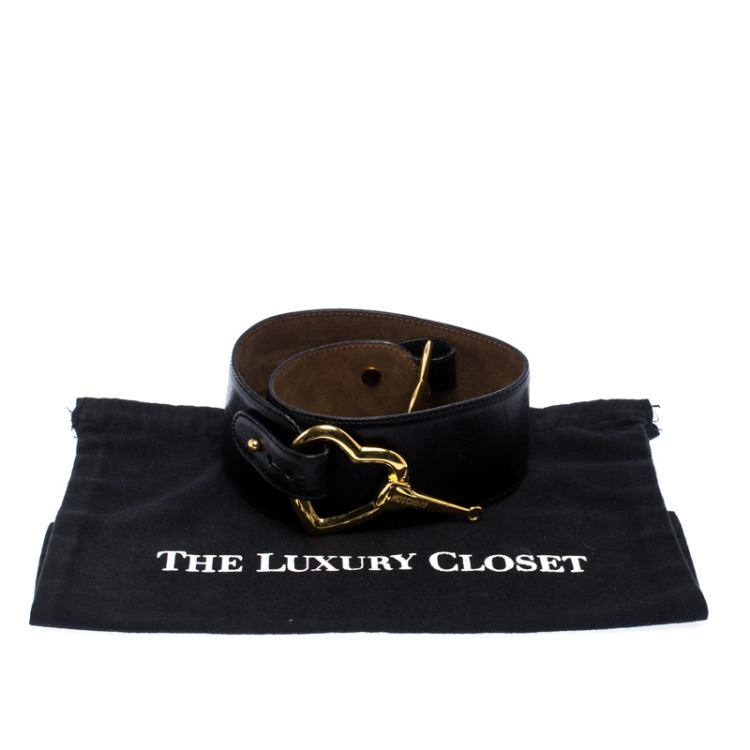 مملوك�ة مسبقًا Moschino Black Leather Heart Buckle Belt 70CM