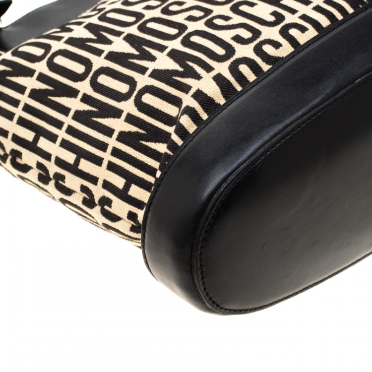 مملوكة مسبقًا Moschino Beige/Black Canvas and Leather Hobo