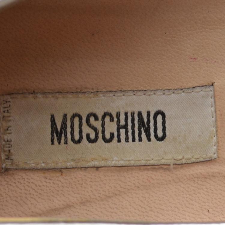 مملوكة مسبقًا Moschino Silver Leather Flats Size 41