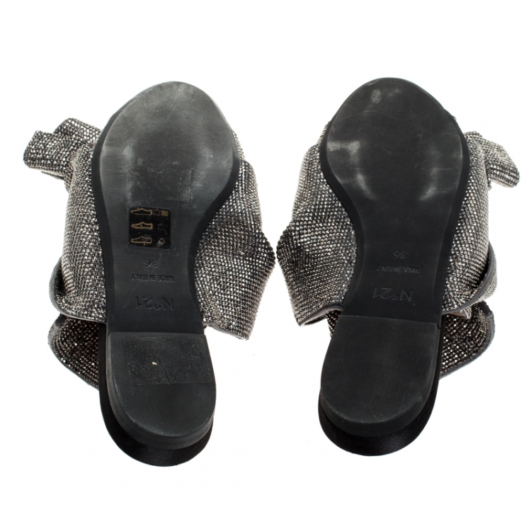 مملوكة مسبقًا N21 Metallic Brown Leather Crystal Embellished Bow Mules Size 36