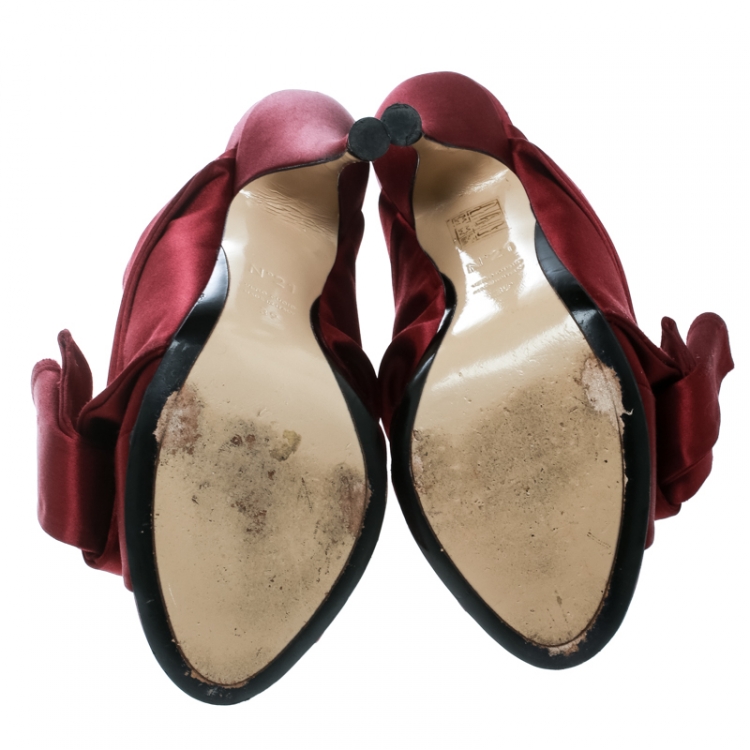 Pre Owned N°21 Burgundy Satin Ronny Pleated Mules Size 39