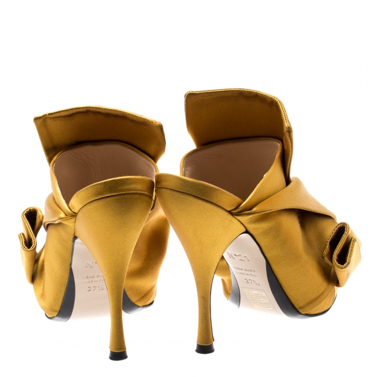 Pre Owned N°21 Mustard Yellow Satin Ronny Pleated Mules Size 37.5