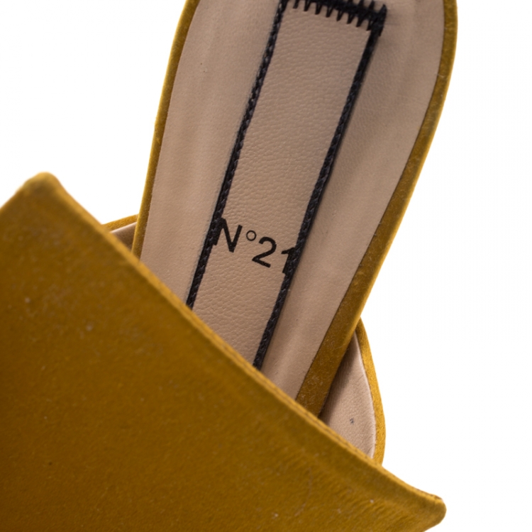 Pre Owned N21 Yellow Satin Knot Flat Mules Size 38