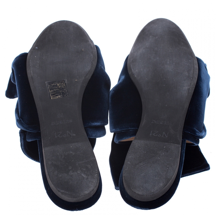 Pre Owned N21 Dark Blue Velvet Knot Flat Mules Size 38
