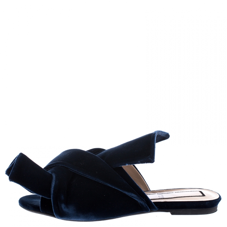 Pre Owned N21 Dark Blue Velvet Knot Flat Mules Size 38