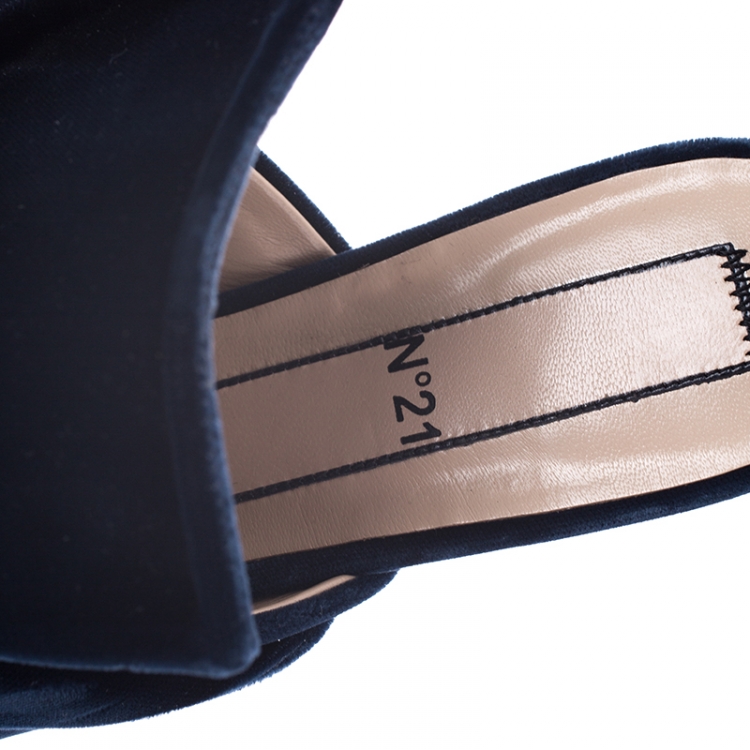 Pre Owned N21 Dark Blue Velvet Knot Flat Mules Size 38
