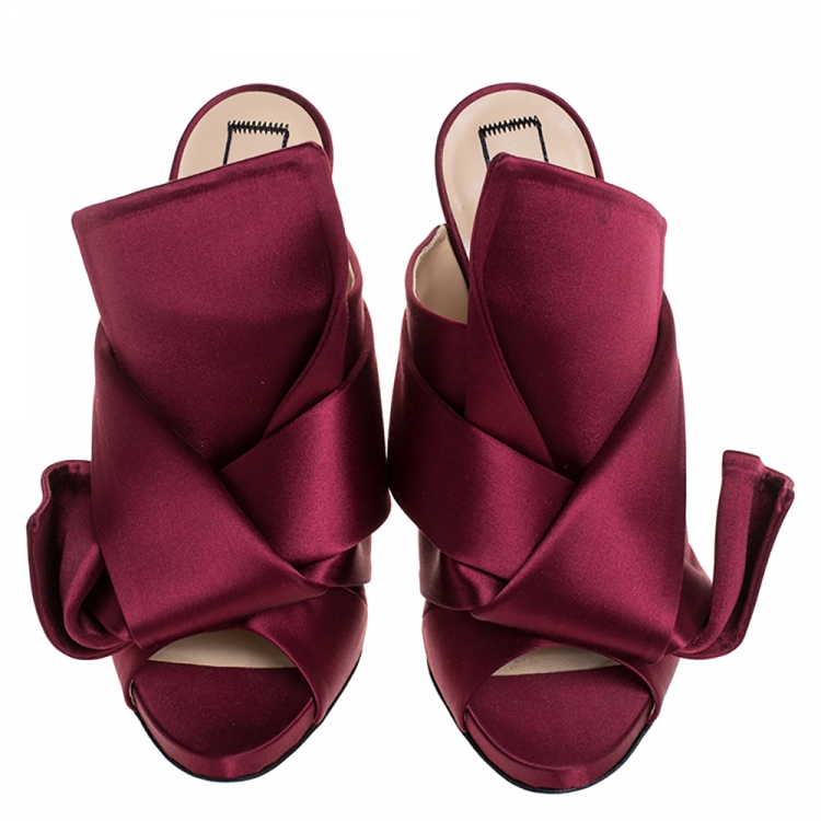 Pre Owned N°21 Burgundy Satin Ronny Pleated Mules Size 39
