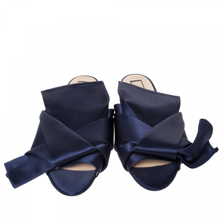 Pre Owned N°21 Blue Satin Knot Flat Mules Size 41