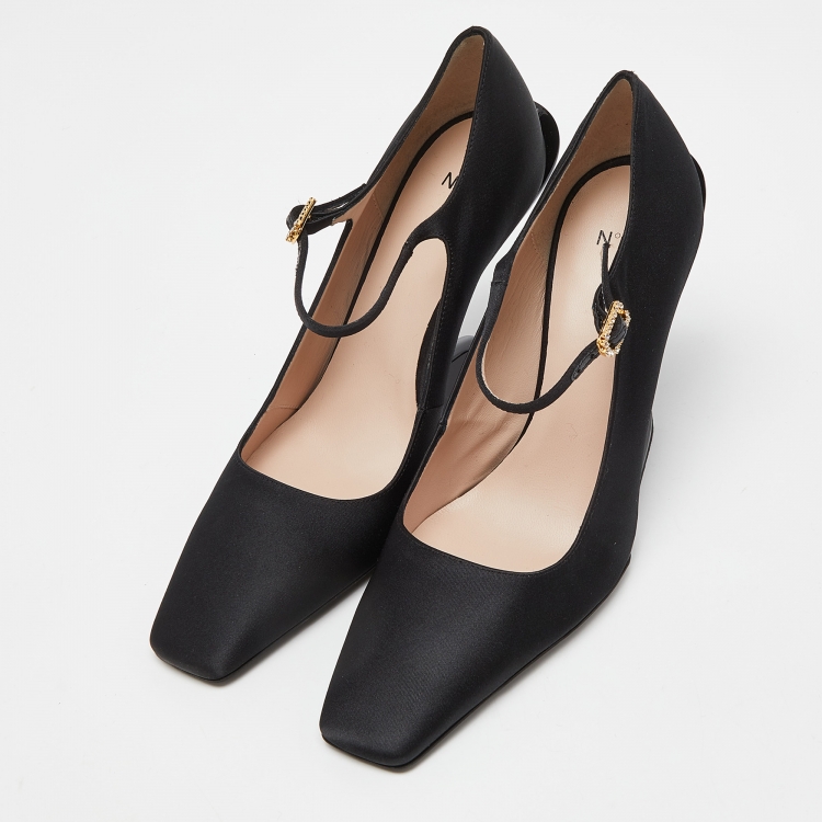 Pre Owned N° 21 Black Satin Pumps Size 39