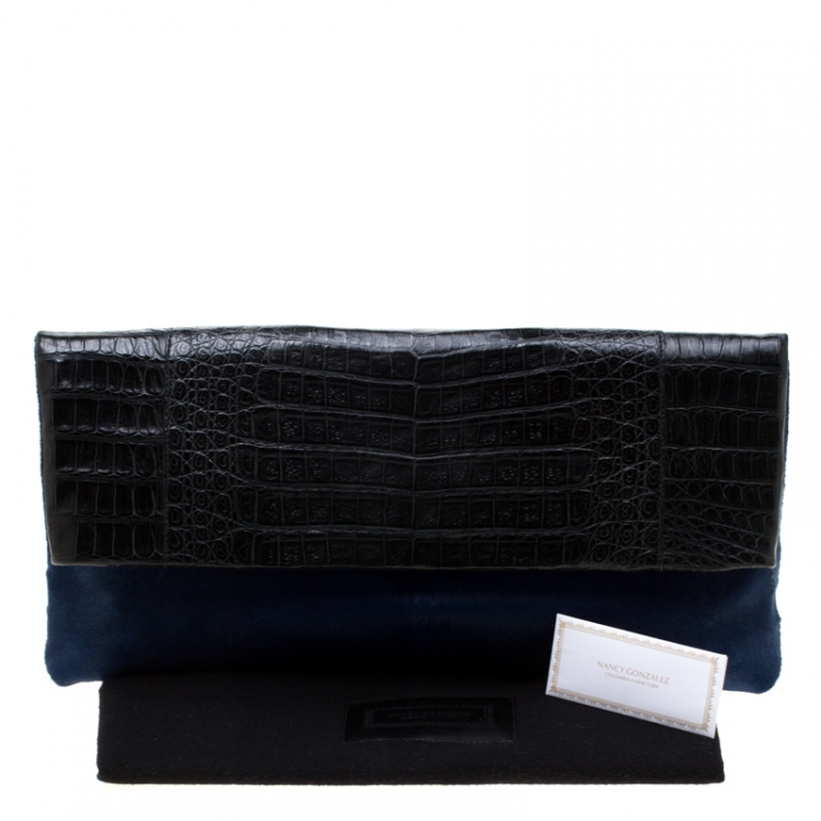 مملوكة مسبقًا Nancy Gonzalez Black/Blue Crocodile and Calfhair Clutch