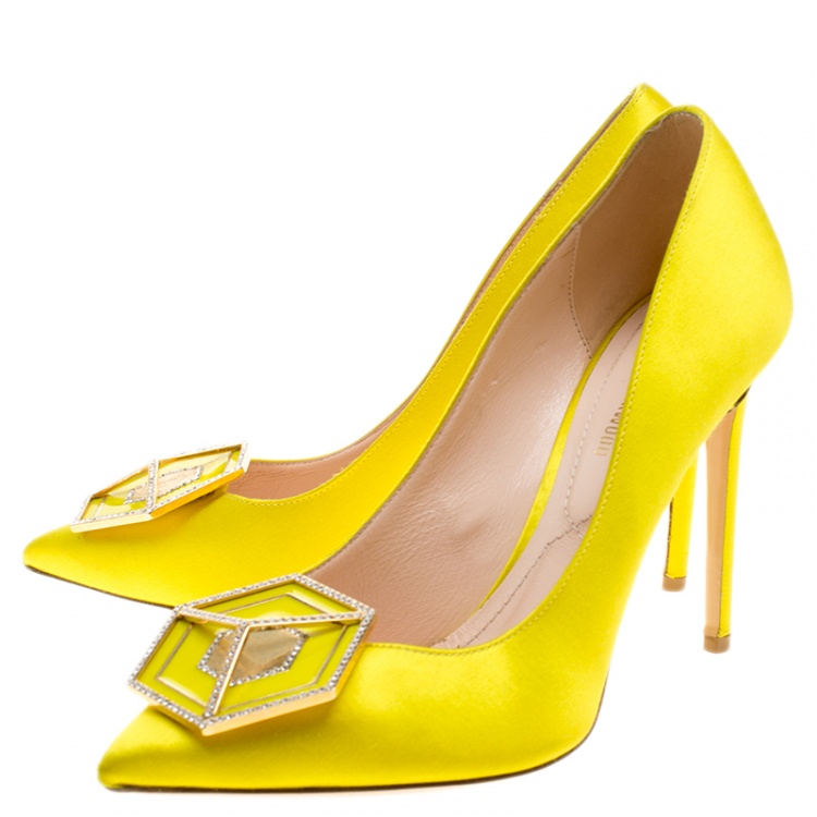 Pre Owned Nicholas Kirkwood Canary Yellow Satin Eden Jeweled Pointed Toe Pumps Size 37.5