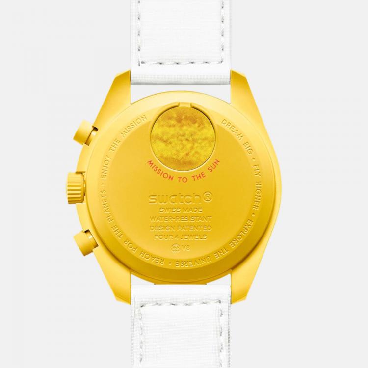 مملوكة مسبقًا Omega Yellow Velcro Moon Swatch Mission To The Sun Watch 42 mm