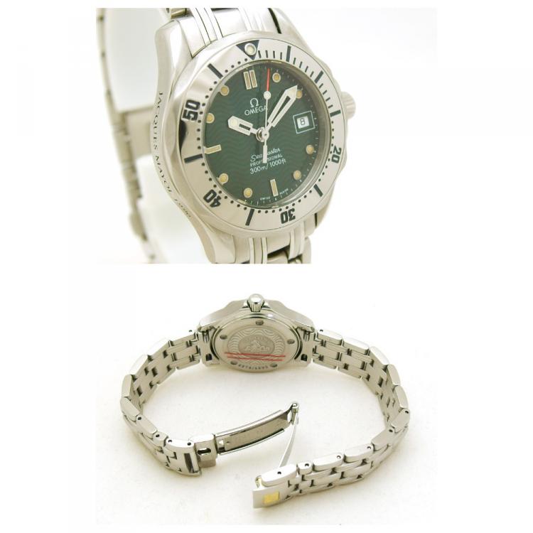 مملوكة مسبقًا Omega Green Stainless Steel Seamaster Women's Wristwatch 29MM