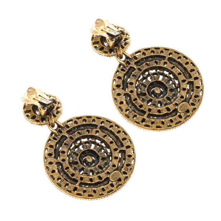 مملوكة مسبقًا Oscar de la Renta Brown Crystal Clip Earrings