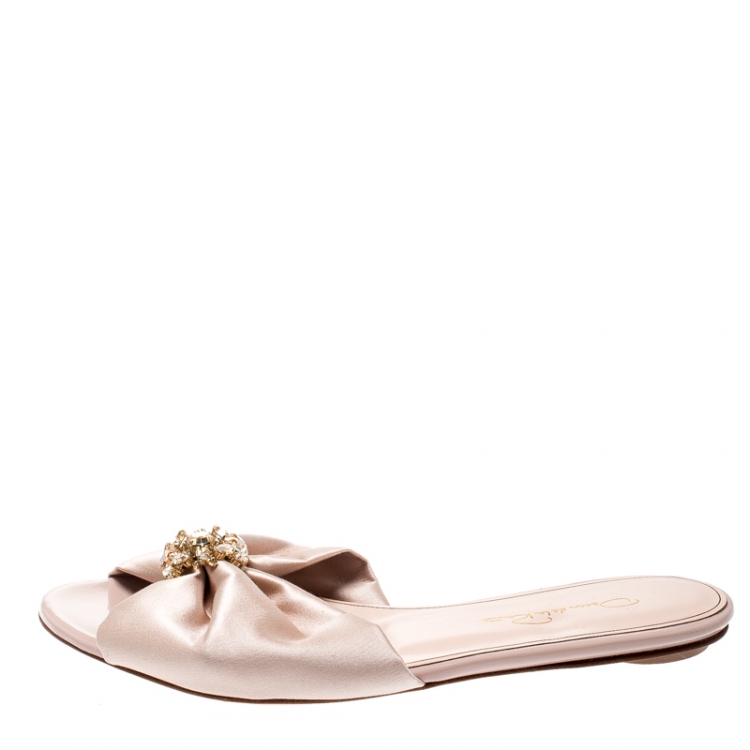 Pre Owned Oscar de la Renta Pink Satin Mia Crystal Embellished Flat Slides Size 38
