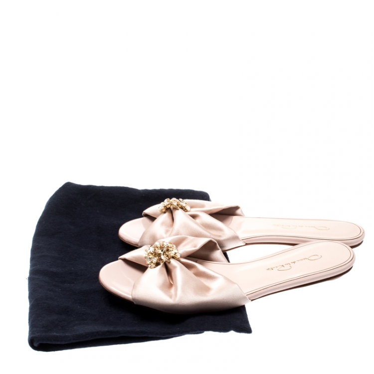 Pre Owned Oscar de la Renta Pink Satin Mia Crystal Embellished Flat Slides Size 38