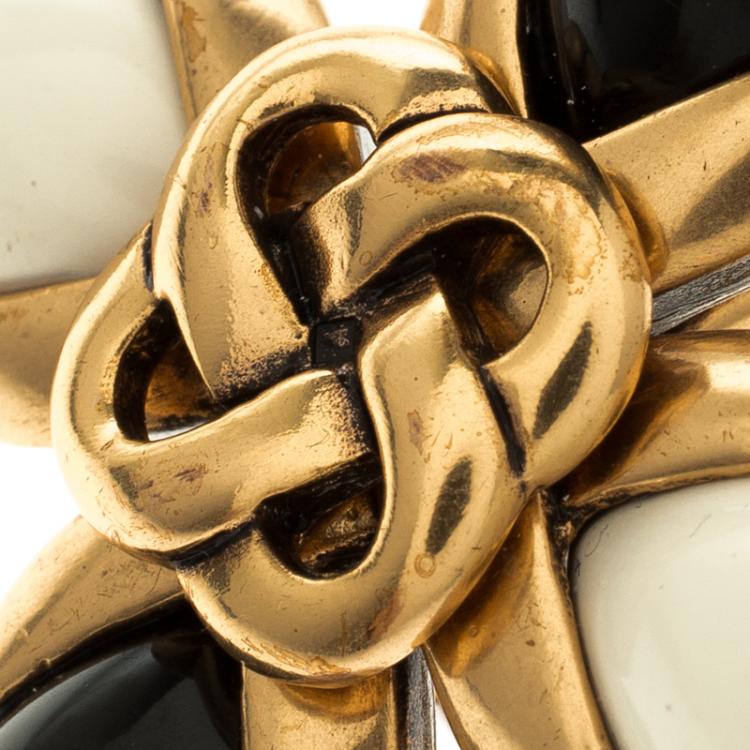 Pre Owned Oscar De La Renta Black And White Resin Gold Tone Ring Size 52