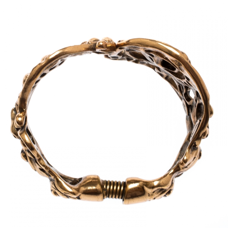 Pre Owned Oscar de la Renta Gold Plated Baroque Scroll Bracelet