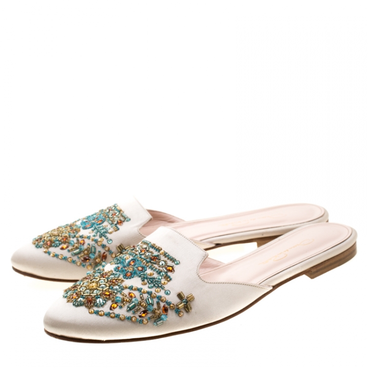 Pre Owned Oscar De La Renta Beige Embellished Satin Calista Flat Mules Size 41