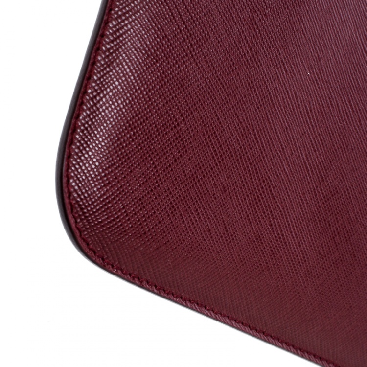 مملوكة مسبقًا جراب آيباد برادا جلد سافيانو أحمر