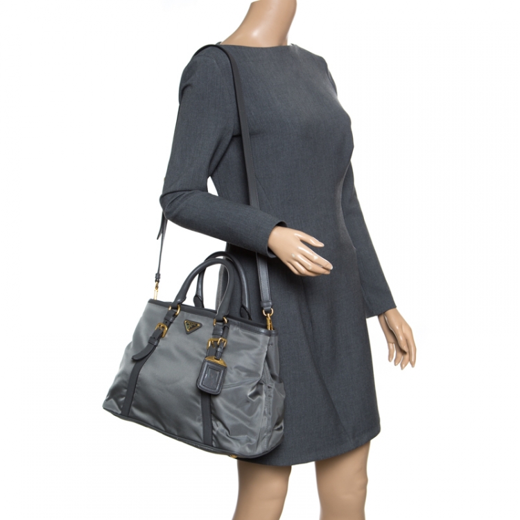 Pre Owned Prada Grey Tessuto Saffiano Top Handle Bag