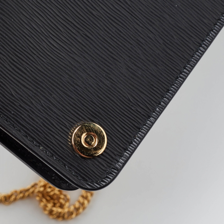 Pre Owned Prada Black Vitello Move Leather Wallet On Chain