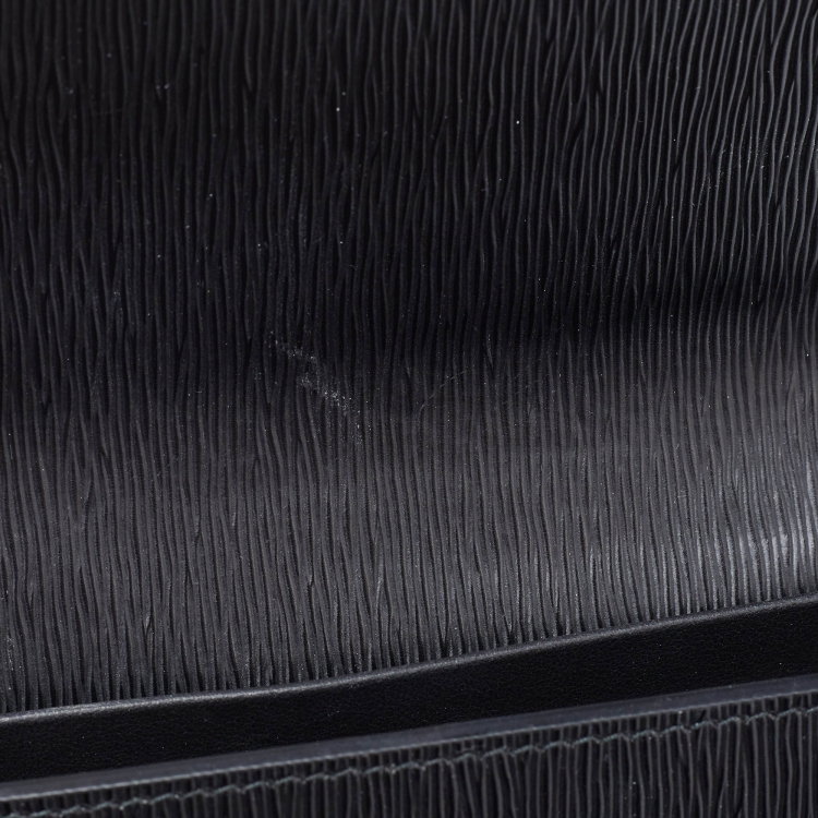 Pre Owned Prada Black Vitello Move Leather Wallet On Chain