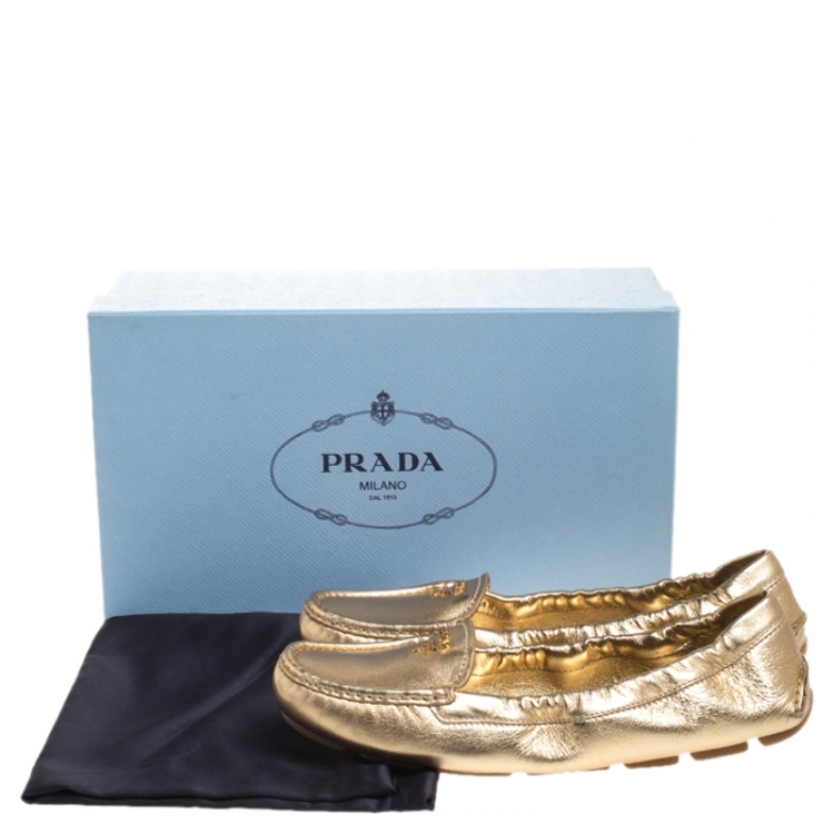 Pre Owned Prada Gold Leather Scrunch Slip On Loafers Size 38.5