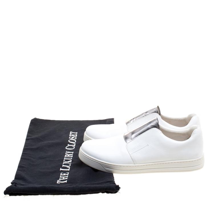 مملوكة مسبقًا Prada Sport White Leather Slip On Sneakers Size 39