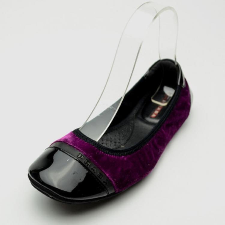 مملوكة مسبقًا Prada Sport Purple Velvet Ballet Flats Size 38